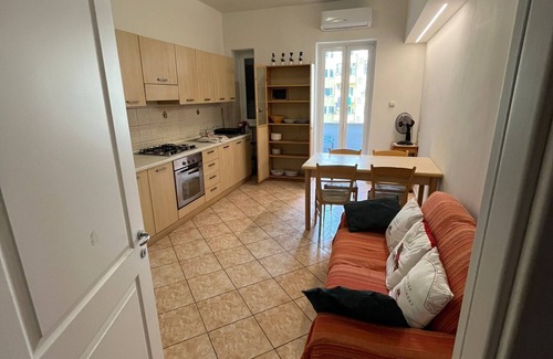 Quartiere XVII Trieste Apartment | House Trieste - Viale Libia Super Connected with Historic Center.