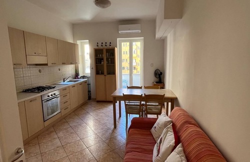 Quartiere XVII Trieste Apartment | House Trieste - Viale Libia Super Connected with Historic Center.