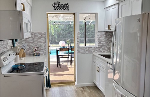 Bearss Plaza House | House w/Pool Prime Location Near Attractions, USF, Moffitt Private Parking