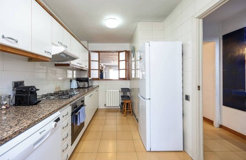Montgat House | House with 4 bedrooms, 3 bathrooms, located in the old town of Montgat and only 5 minutes from the beach.