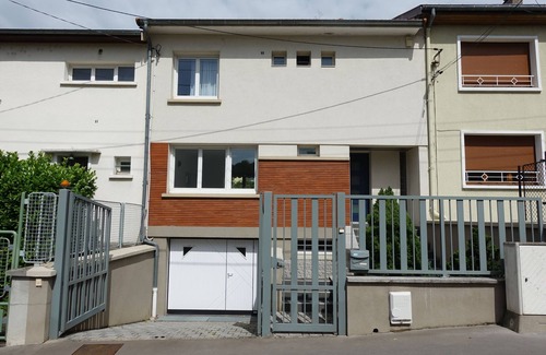 Quartier Beauregard-Boufflers-Buthegnemont-Boudonville House | House with garden close to town center