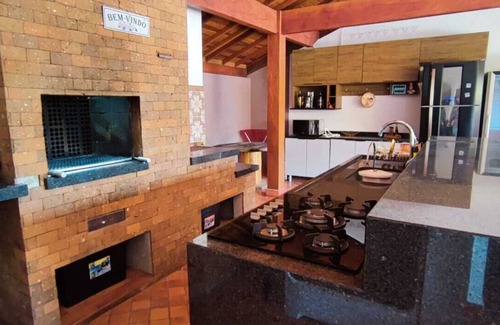 Jardim Estancia Brasil House | House with heated pool in condominium overlooking Pedra Grande