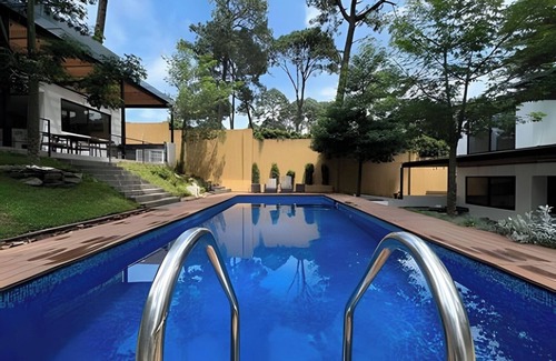 Avandaro House | House with hottub