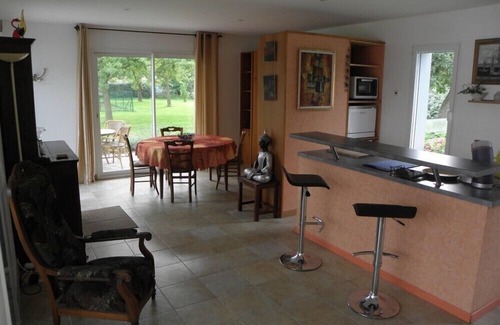 Limpiville House | House with indoor pool heated throughout the year