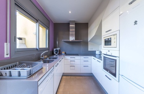 L'Escala Villa | House with large garden and private pool