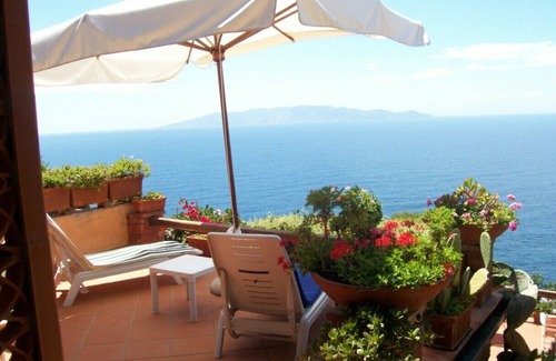 Cala Piccola Apartment | House with large terrace overlooking the sea, swimming pool, solarium, bathing establishment.