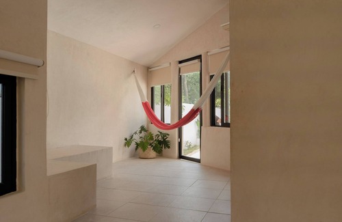 Merida Municipality House | House with Large Pool, Ideal for Exploring Merida and Surroundings