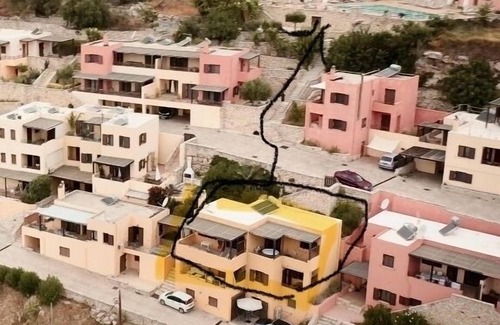 Exopoli House | House with panoramic views over mountains and sea 130sqm