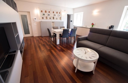 Gargagnago di Valpolicella Apartment | House with pool and private park in Valpolicella