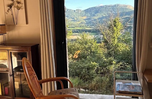 Mirabel-et-Blacons House | House with roof terrace in the Old Village of Mirabel