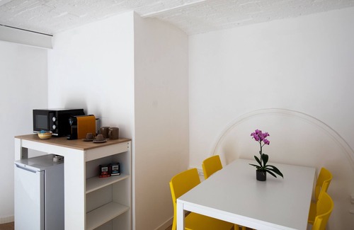Vittorio Emanuele Apartment | House with terrace in the heart of Naples: view of Vesuvius, Capri and Posillipo