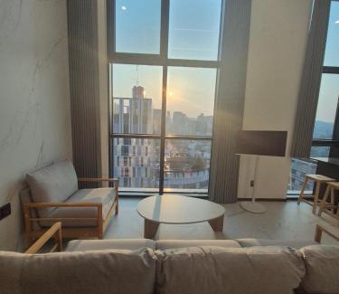 Eulji-ro Apartment | House with the best view new building, in the heart of Seoul, Dongdaemun History & Culture Park Station
