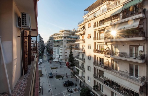 Thessaloniki City Centre Apartment | Houseloft White Tower Collection