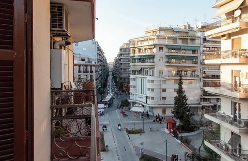 Thessaloniki City Centre Apartment | Houseloft White Tower Collection