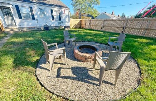 Columbus House | Housepitality- The Bungalow -2 BR