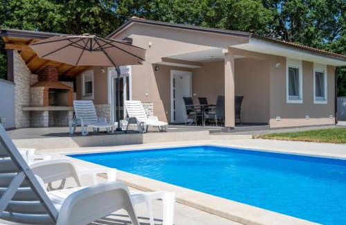 Valtura House | Houses Trinetta
