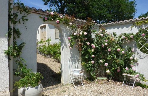 Le Buisson-de-Cadouin House | Houses with stunning views - Swimming pool - Terraces