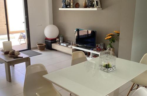 Orihuela Costa Ski Chalet | HouseSleeps6-Pool-Beach-Garden-Solarium-PetOK