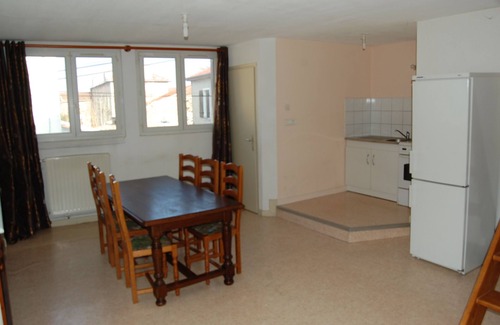 Laneuveville-devant-Nancy Apartment | housing on two levels