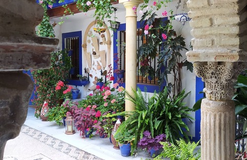 San Pedro House | Housing located in typical house of Córdoba. Free WIFI