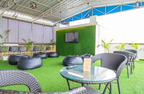 HSR Layout Hotel | Housr HSR 1 Studio Apartment Near Manipal Hospital