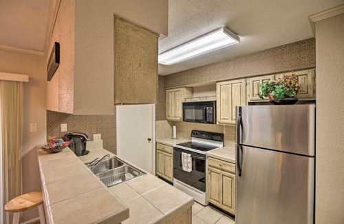 Braeswood Place Condo | Houston TX -Med Center/NRG - 2Be/2Ba ALL Inclusive Condo Rice U. Downtown