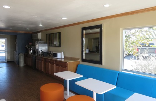 Odessa Hotel | Howard Johnson by Wyndham Odessa TX