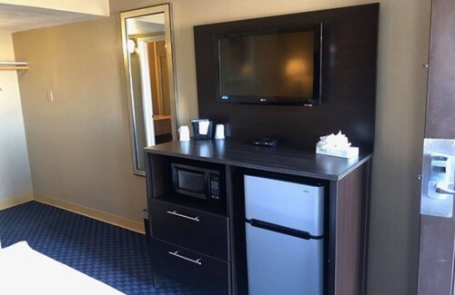 Odessa Hotel | Howard Johnson by Wyndham Odessa TX