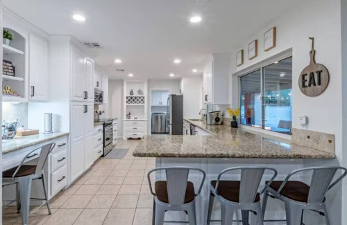 Cactus Glen House | HTD Pool, Arcade, Golf, SctdlQtr