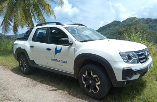 Huahine Cabin | HUAHINE Manta Lodge avec 4x4 optionnel