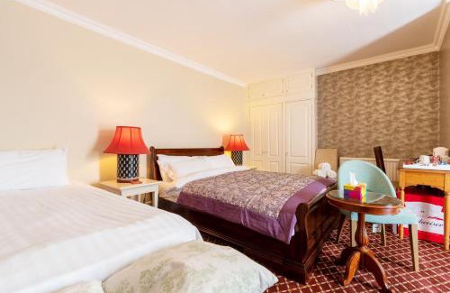 Dover House | Hubert House