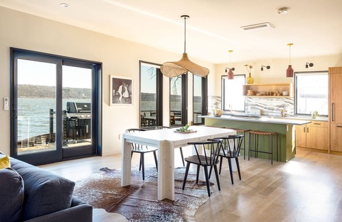 Malden House | Hudson River Way by Woodstock Way Hotel