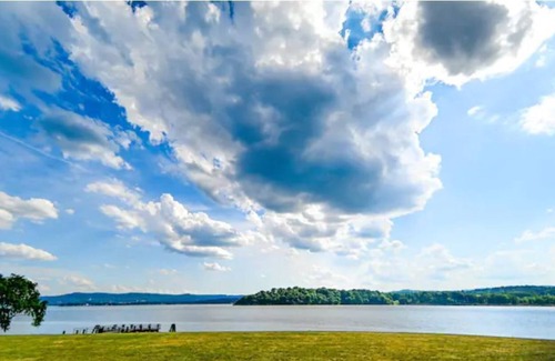 Verplanck House | Hudson Valley Home Near Hudson River/Lake Meahagh