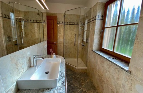 St. Pauls Apartment | Huebenburg