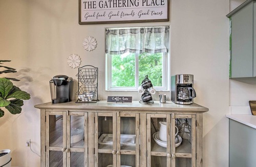 Blairsville Cabin | Huge Blairsville Cabin: Game Room + Mtn View!