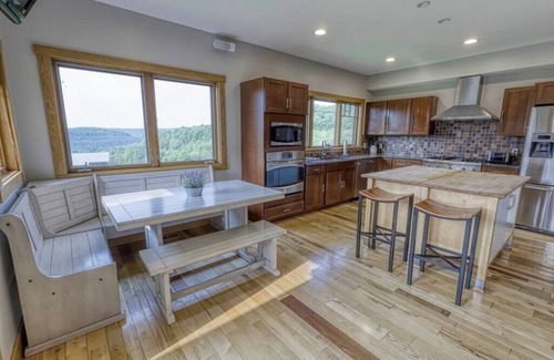Ellicottville House | Huge Home & Studio-Hot Tub-Sauna-Pet Friendly-Amazing Views