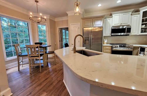 Athens House | Huge Luxury Home! 3 Floors, Game Room, Private!