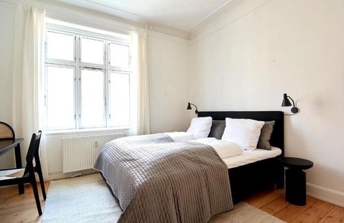 Copenhagen City Centre Apartment | Huge modern & central 2BR loft