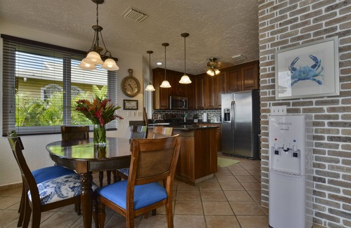 Antoneys Cay House | Huge Oceanfront House, Private Pool. 5 mins from West Bay Beach