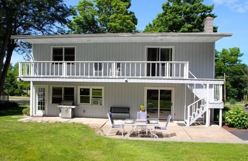 Fairport House | Huge Village Home On The Erie Canal!