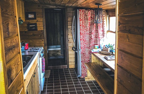 Hubertus Cabin | Hugel Hutte - Cozy cabin nestled in woods - Feels like a TreeHouse