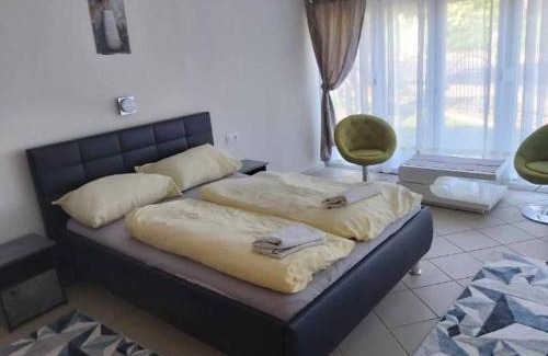Gyenesdias Apartment | Hullám Apartman
