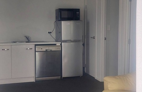 Horotiu Apartment | Humble Horotiu abode outskirts of Hamilton