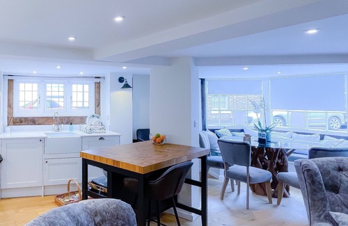 Much Wenlock Cottage | Humbug Cottage 'The Old Soo Sweet Shop'