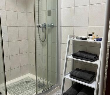 Bendestorf Apartment | Hummelglück - Ferienwohnung mit Terrasse in 30 Min in HH City