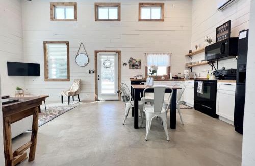 Spring Branch House | Hummingbird Haus - Hill country views on 20 acres with firepit
