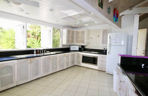 Gate Park Villa | Hummingbird Villa - Tropical 3 bedroom Villa with Panoramic Views 3 Home by RedAwning