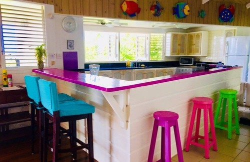 Gate Park Villa | Hummingbird Villa - Tropical 3 bedroom Villa with Panoramic Views 3 Home by RedAwning