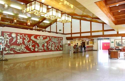 Wulingyuan Hotel | Hunan New Pipaxi Hotel