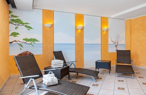 Seebad Bansin Apartment | Hundefreundliche Ferienwohnung für Zwei mit Tollem Balkon und Direktem Meerblick